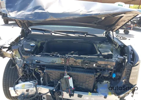 2024 Kia Ev9 Wind from USA, damaged, VIN KNDAFFS57R6033697